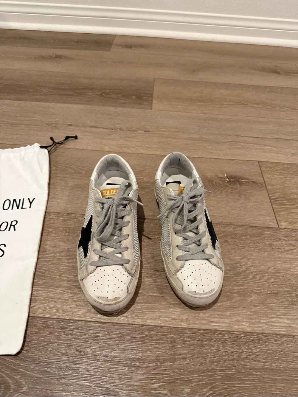 Golden Goose women’s White Sneakers with Black Star and Gray Laces
